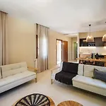 Holly Tree - Pelion Apartamento Tsagarada